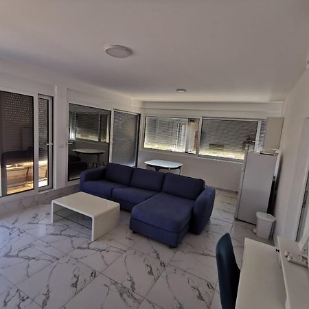 בודווה Apartments Bibic מראה חיצוני תמונה
