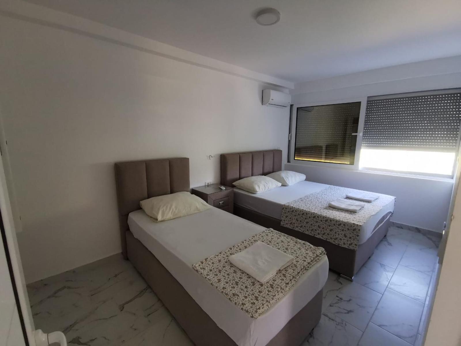 בודווה Apartments Bibic מראה חיצוני תמונה