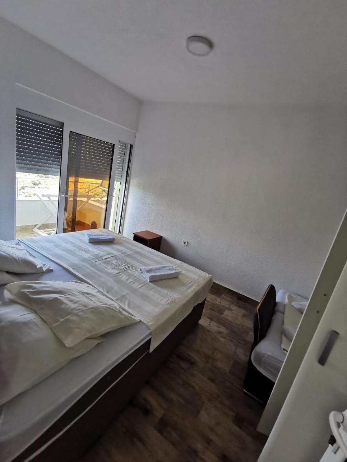 בודווה Apartments Bibic מראה חיצוני תמונה