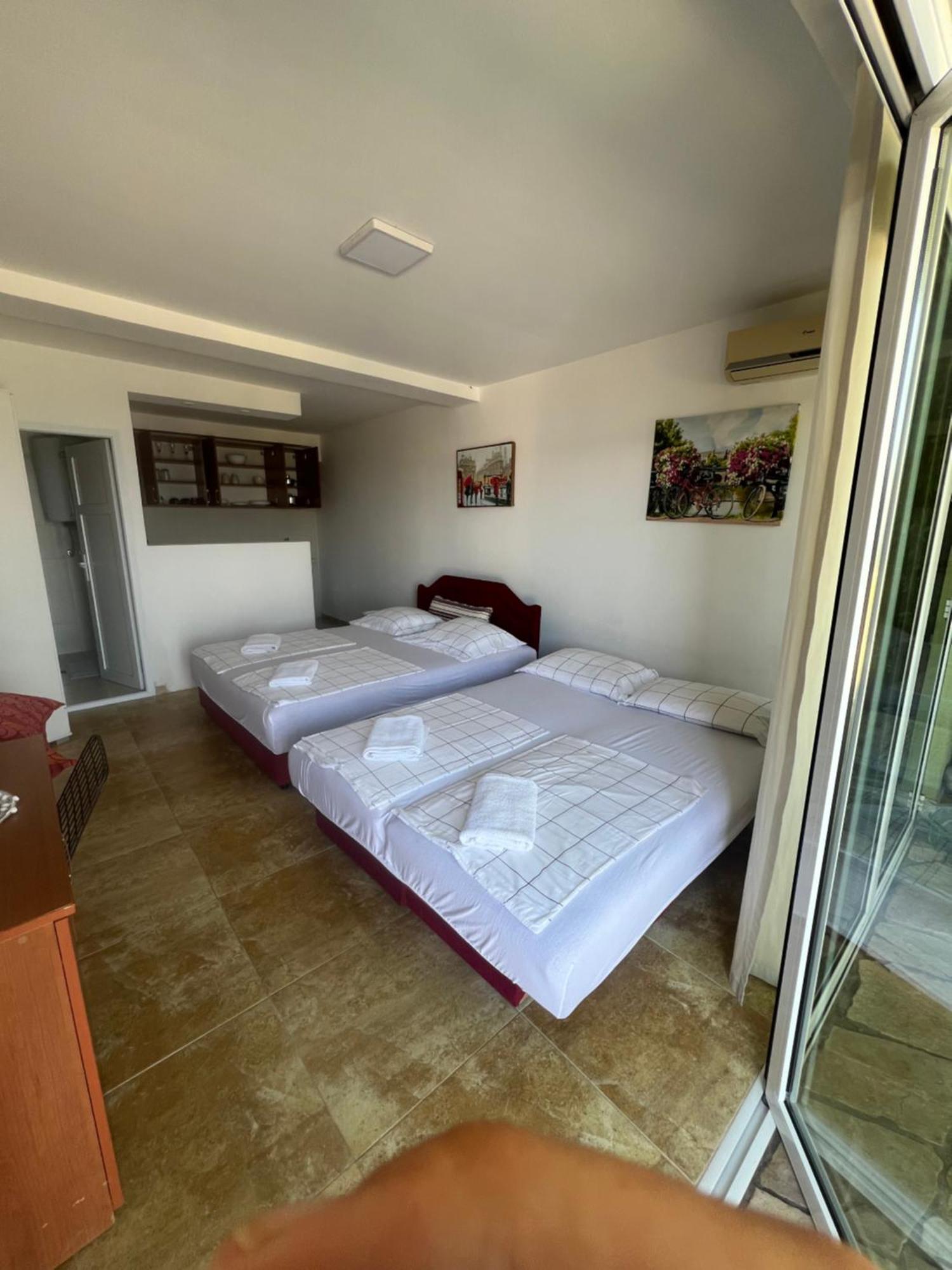 בודווה Apartments Bibic מראה חיצוני תמונה